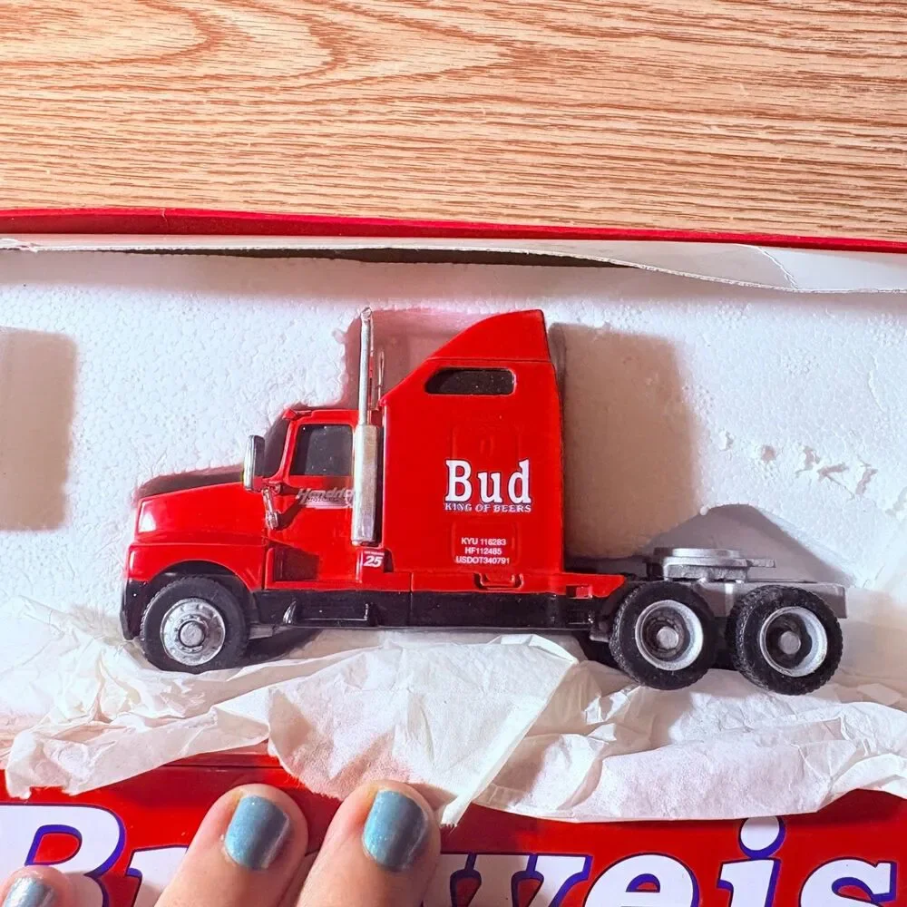 Ken Schrader Winston Cup Collectable 1:64 Scale Race Car Transporter Truck